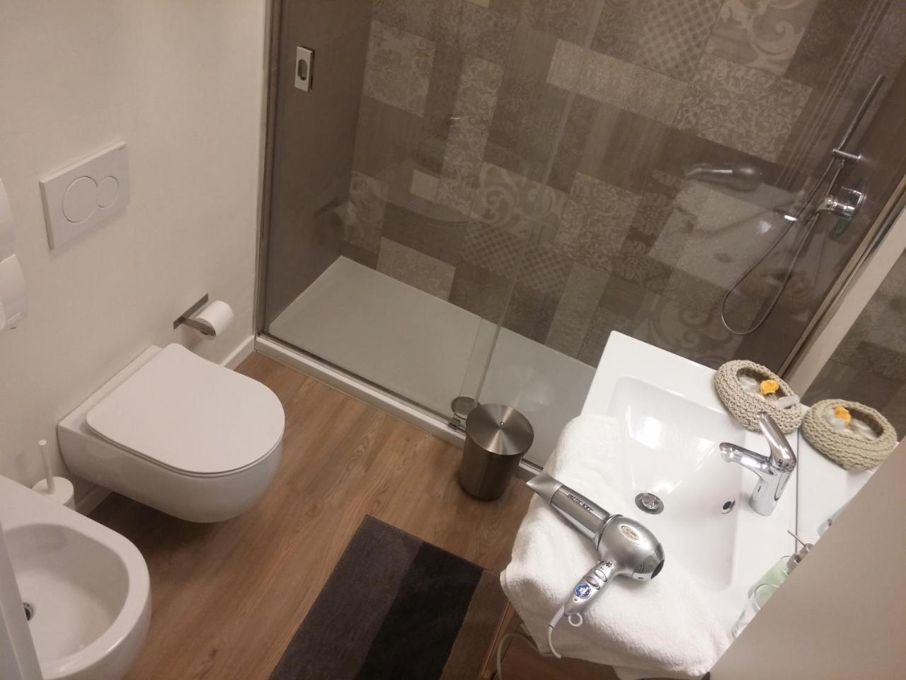 דירות Casa Antico Borgo Di ורנה מראה חיצוני תמונה